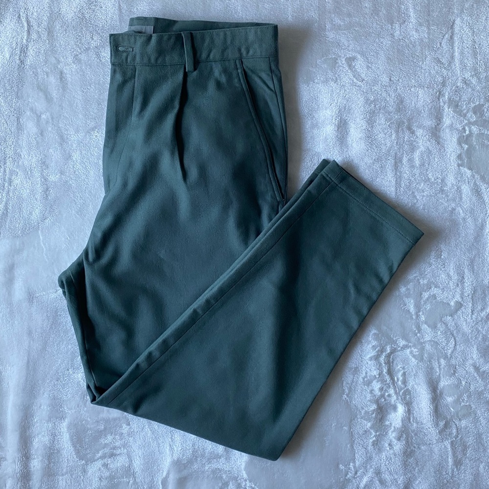 COS Men’s Wool Pleated Trousers